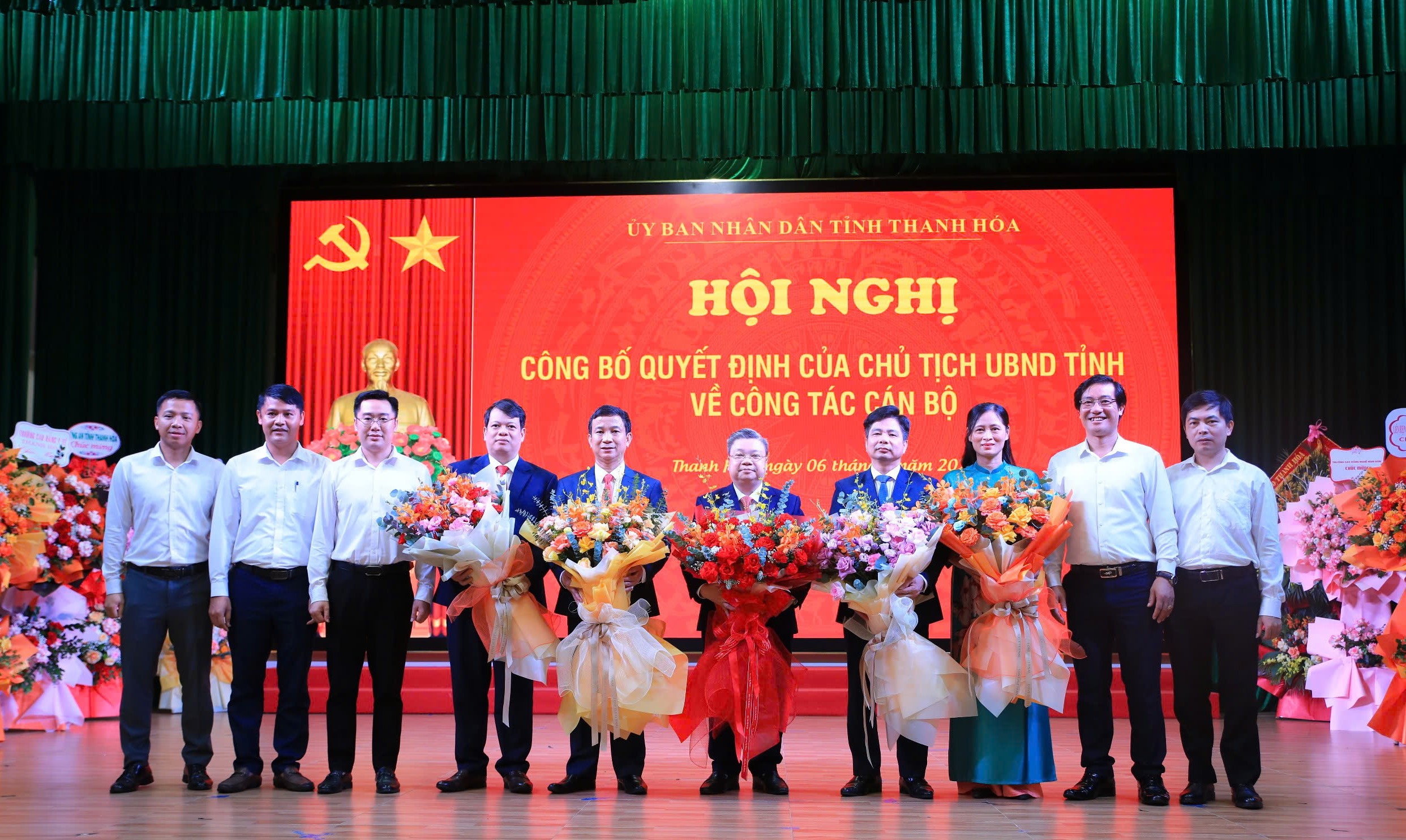 Đoàn thanh niên – Hội sinh viên chúc mừng Tập thể lãnh đạo Nhà trường, nhiệm kỳ 2024 – 2029.